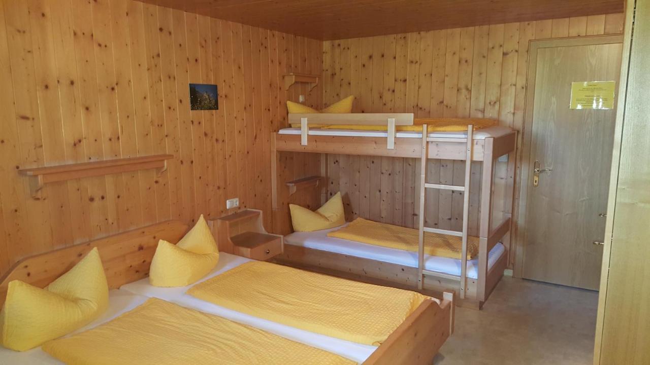 Alpengasthof Brueggele Alberschwende Kamer foto