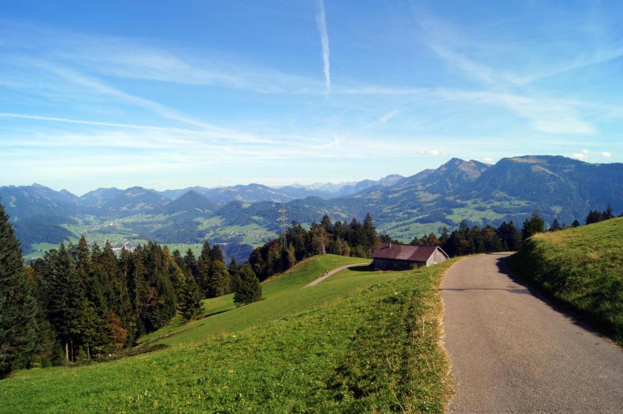 Alpengasthof Brueggele Alberschwende Buitenkant foto