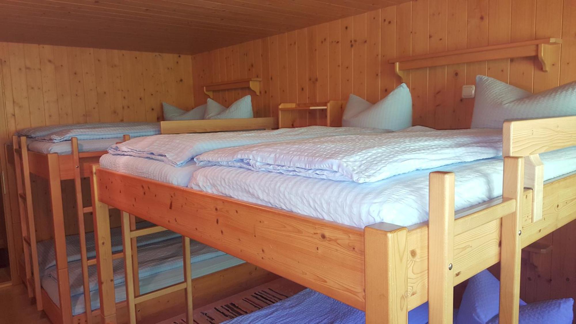 Alpengasthof Brueggele Alberschwende Kamer foto
