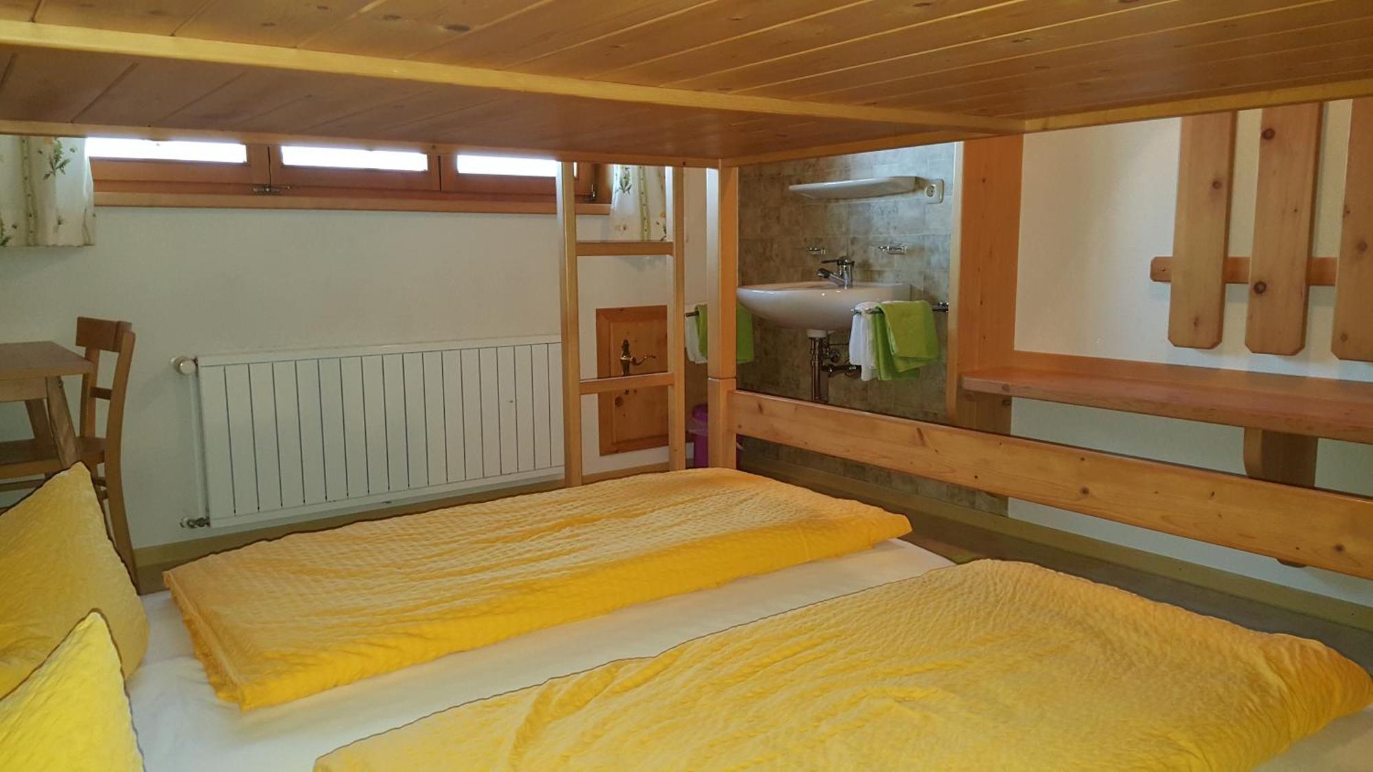 Alpengasthof Brueggele Alberschwende Kamer foto