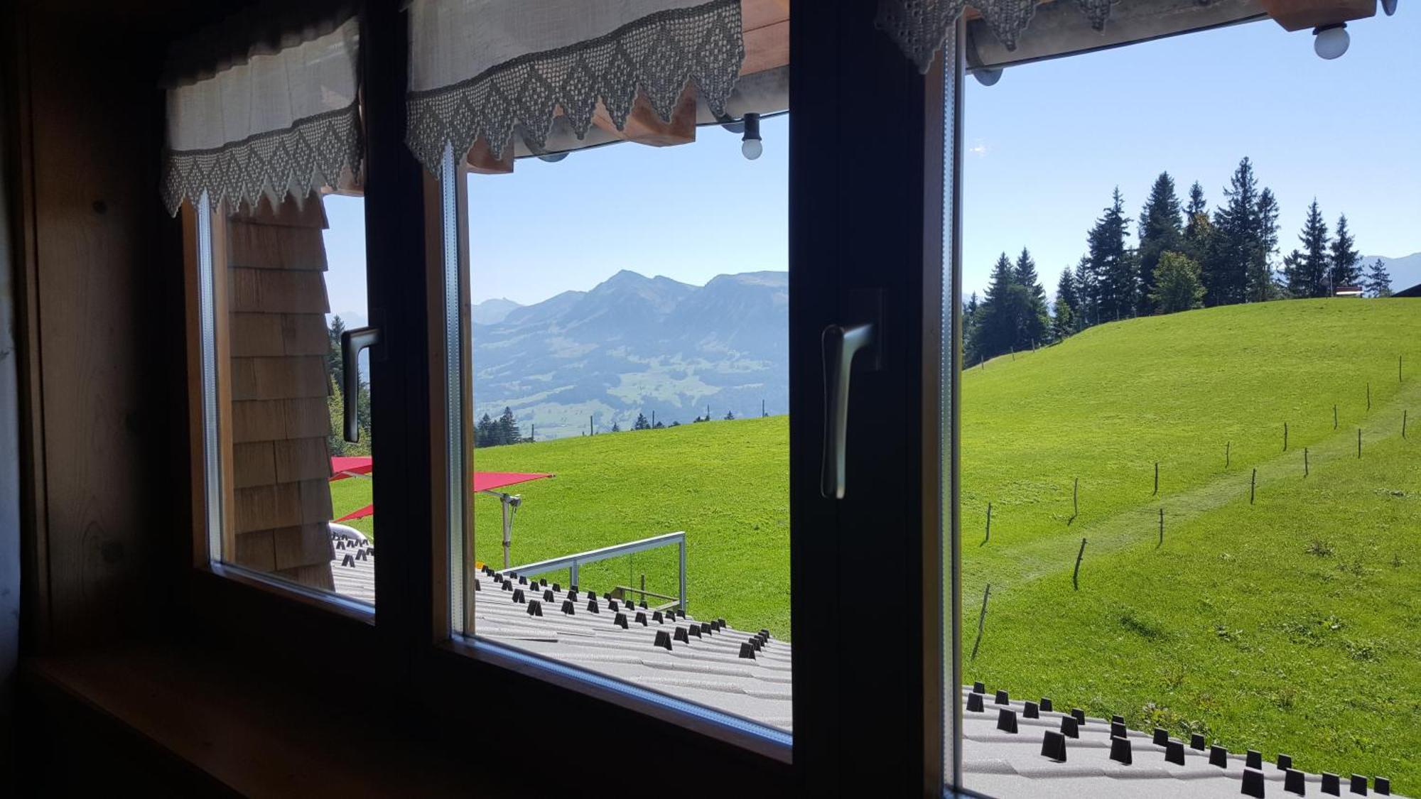 Alpengasthof Brueggele Alberschwende Kamer foto