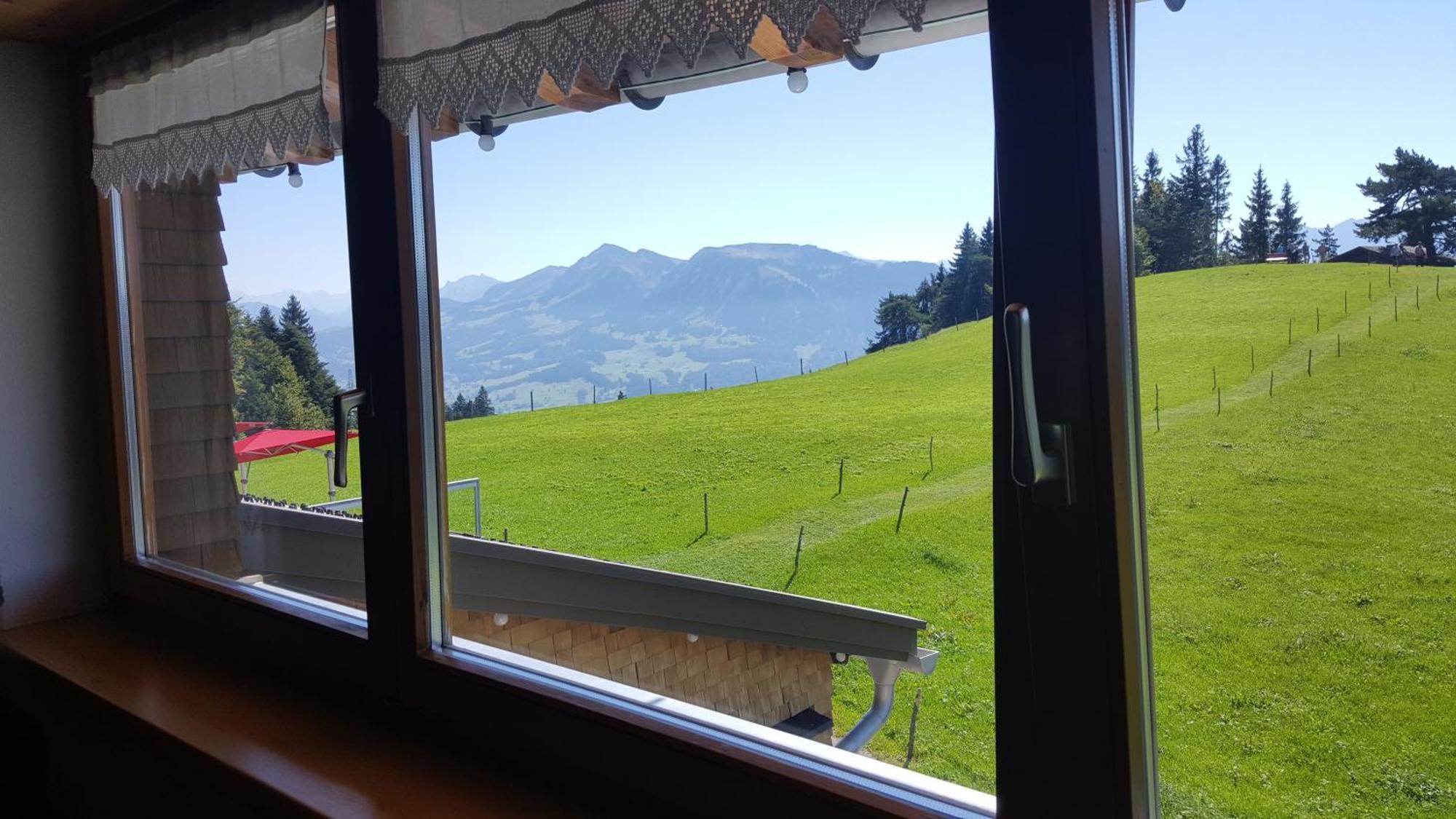 Alpengasthof Brueggele Alberschwende Kamer foto