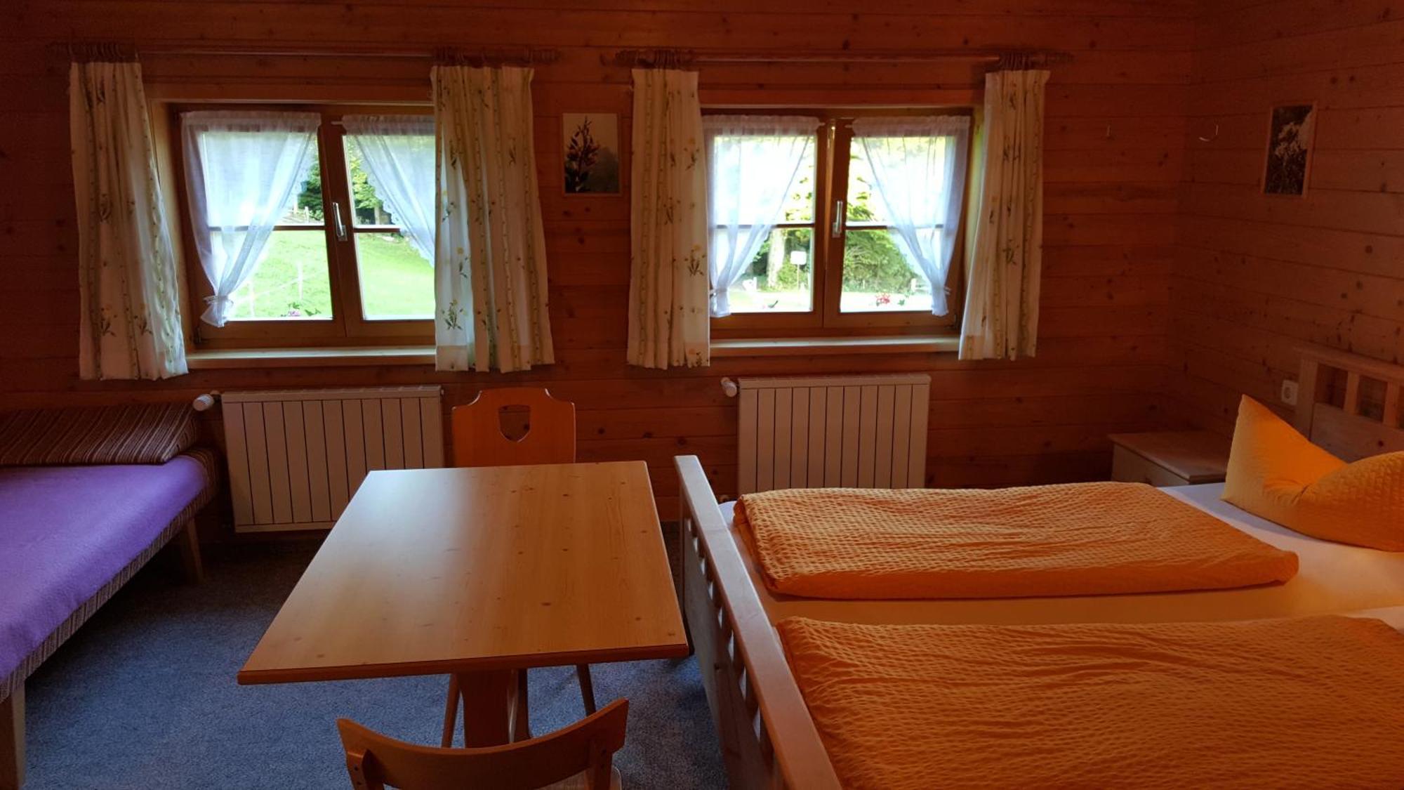 Alpengasthof Brueggele Alberschwende Kamer foto
